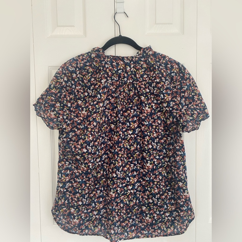 Eddie Bauer Ruffle Short-Sleeved Blouse - Picture 4 of 9
